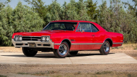 Изключителният Oldsmobile Cutlass 442 W30 L69: Когато американската класика се превърне в колекционерски юникорн