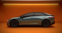 Новата Toyota Corolla блесна в документален филм и разкри футуристичен дизайн