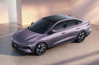 Jetta M6: Първият изцяло електрически седан на марката разкрива футуристичен интериор