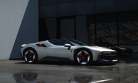 Ексклузивно от Маранело: Уникалното Ferrari CZ26 дебютира с мощност от 1000 к.с.