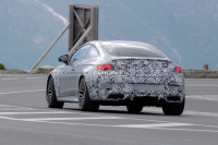 Завръщането на краля: Mercedes-AMG CLE Mythos разкрива новия V8 двигател с покрит стандарт Евро 7