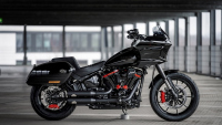 Harley-Davidson Low Rider ST се превърна в Black Reaper – Thunderbike създаде изцяло черен круизър с агресивен дизайн