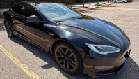 Tesla Model S Plaid с 1020 к.с. се продаде за едва 49 250 долара
