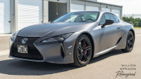 Lexus LC 500 Inspiration Series с едва 320 км вече струва повече от нов