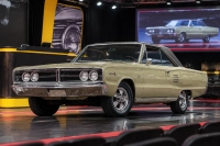 1966 Dodge Hemi Coronet 500 не се продаде при оферта 75 000 долара