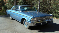 Рядък Ford Galaxie 500 R-Code от 1963 г. се продава за 85 000 долара с легендарния V8 и 425 к.с.
