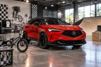 Acura представи ADX CZ-77 Concept с Vans