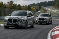 BMW iX7 се тества на Нюрбургринг с новия X7 M60