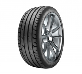 TAURUS ULTRA HIGH PERFORMANCE 255/45 R18 103Y